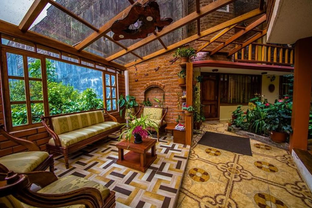 Hotel Donde Ivan - Baños de Agua Santa