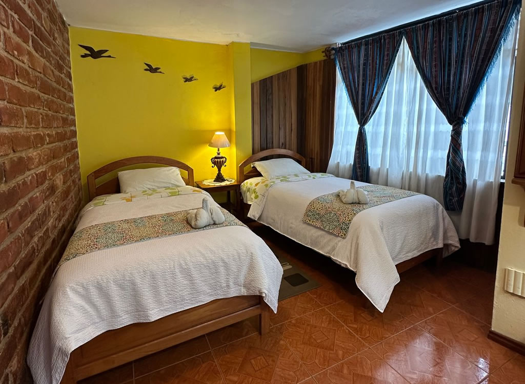 Habitación Familiar con vistas al jardín